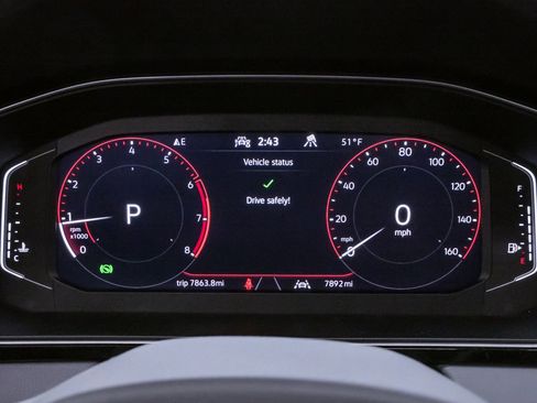 Used 2025 Volkswagen Jetta SEL image 22