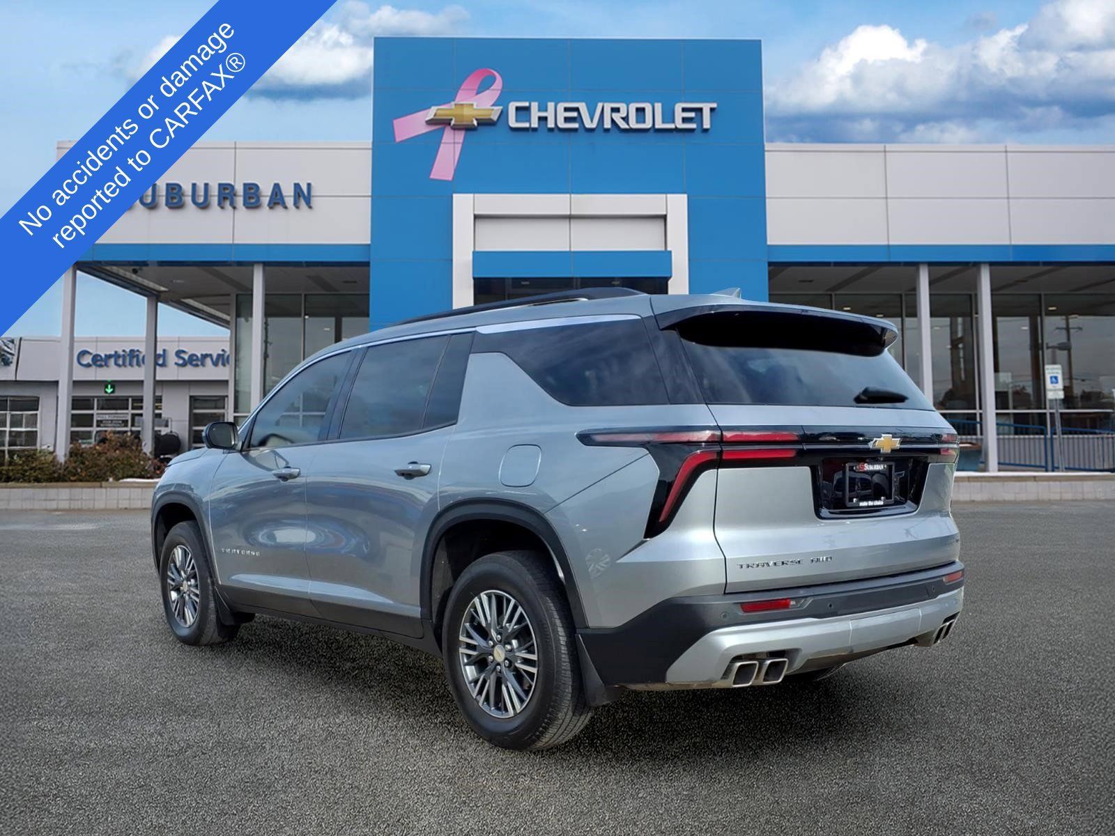 Used 2024 Chevrolet Traverse LT w/ LPO, Floor Liner Package AWD/4WD image 5