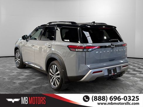 Used 2022 Nissan Pathfinder Platinum image 8