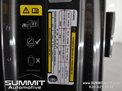 New 2026 Jeep Wrangler Unlimited Rubicon AWD/4WD image 63