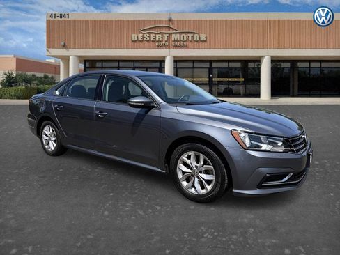 Used 2018 Volkswagen Passat 2.0T S w/ Driver Assistance Package FWD image 3