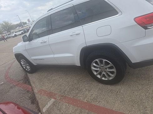 Used 2016 Jeep Grand Cherokee Laredo w/ Quick Order Package 23E image 8