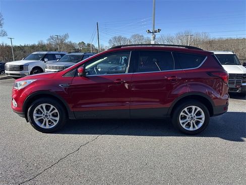 Used 2019 Ford Escape SEL image 4