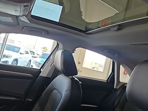 New 2026 Volkswagen Jetta SE FWD image 28