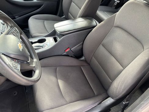Used 2023 Chevrolet Malibu LT FWD image 36