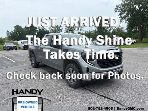 Used 2023 GMC Sierra 1500 Pro w/ Pro Value Package AWD/4WD image 1