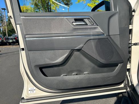 New 2026 GMC Sierra EV Elevation w/ LPO, Elevation Dark Package image 22