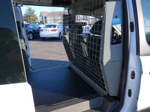 Used 2022 Ford Transit Connect XLT w/ CNG/LPG Engine Prep Package image 19