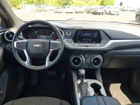 Used 2020 Chevrolet Blazer LT FWD image 24