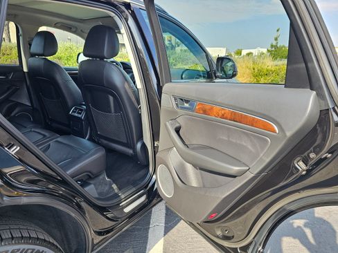 Used 2017 Audi Q5 2.0T Premium Plus w/ Technology Package AWD/4WD image 32