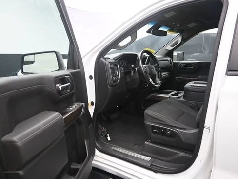 Used 2020 Chevrolet Silverado 1500 RST AWD/4WD image 12
