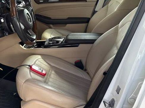 Used 2018 Mercedes-Benz GLS 450 4MATIC image 3