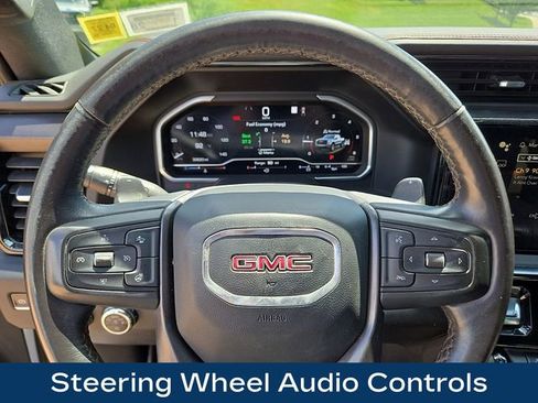 Used 2023 GMC Sierra 1500 AT4 w/ AT4 Preferred Package AWD/4WD image 4