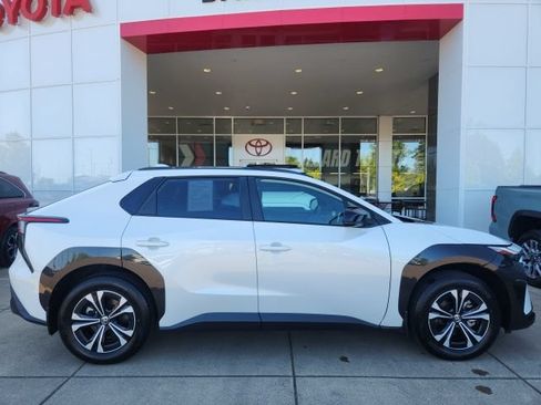 Certified 2023 Toyota bZ4X AWD w/ Weather Package image 3
