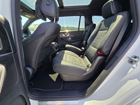 New 2026 Mercedes-Benz GLS 450 4MATIC image 23