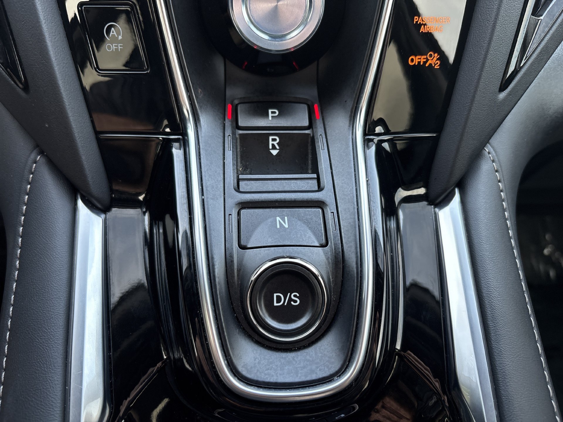 Used 2025 Acura RDX w/ Technology Package AWD/4WD image 9