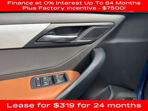 New 2025 VinFast VF 8 Plus image 25