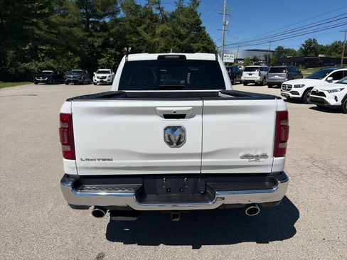 Used 2023 RAM 1500 Limited AWD/4WD image 3