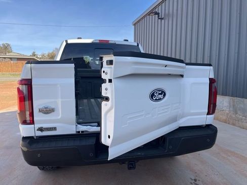 Used 2024 Ford F150 King Ranch w/ FX4 Off-Road Package image 7