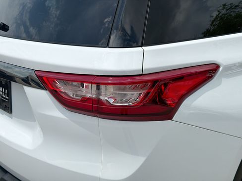 Used 2020 Chevrolet Traverse RS FWD image 25