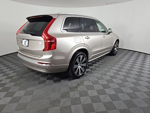 Used 2024 Volvo XC90 T8 Plus AWD/4WD image 12