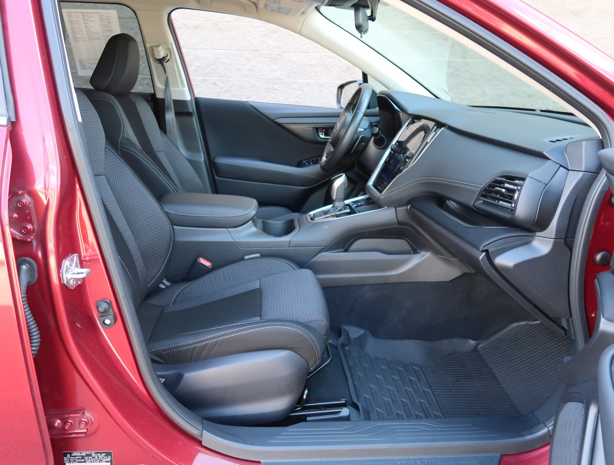 Certified 2025 Subaru Outback Premium AWD/4WD image 38
