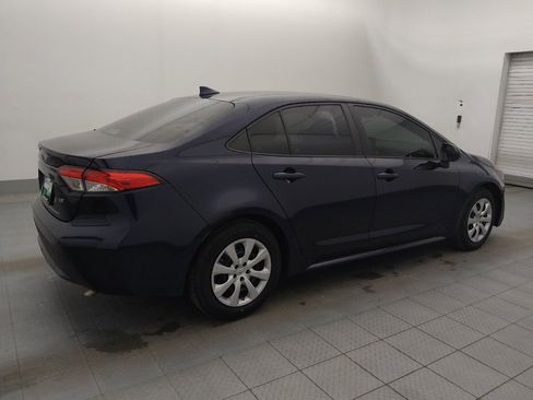 Used 2022 Toyota Corolla LE image 10