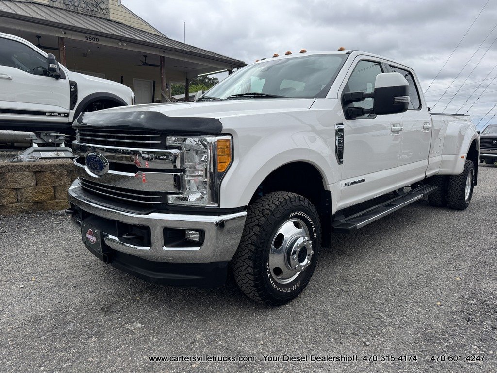 Used 2017 Ford F350 Lariat w/ Lariat Ultimate Package AWD/4WD image 2