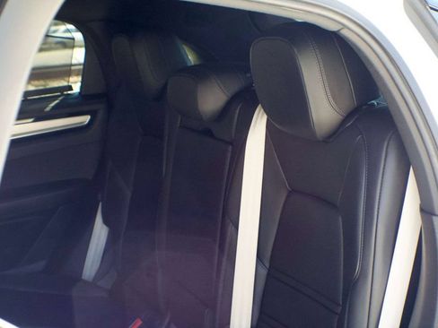 Used 2023 Porsche Cayenne Platinum Edition AWD/4WD image 49