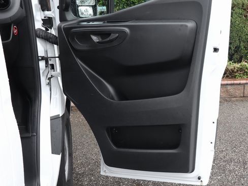 Used 2021 Mercedes-Benz Sprinter 2500 image 35