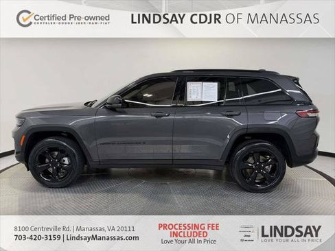 Certified 2023 Jeep Grand Cherokee Limited w/ Black Appearance Package AWD/4WD image 6