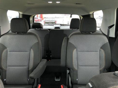 Used 2020 Chevrolet Traverse LT w/ LPO, Cargo Package image 12