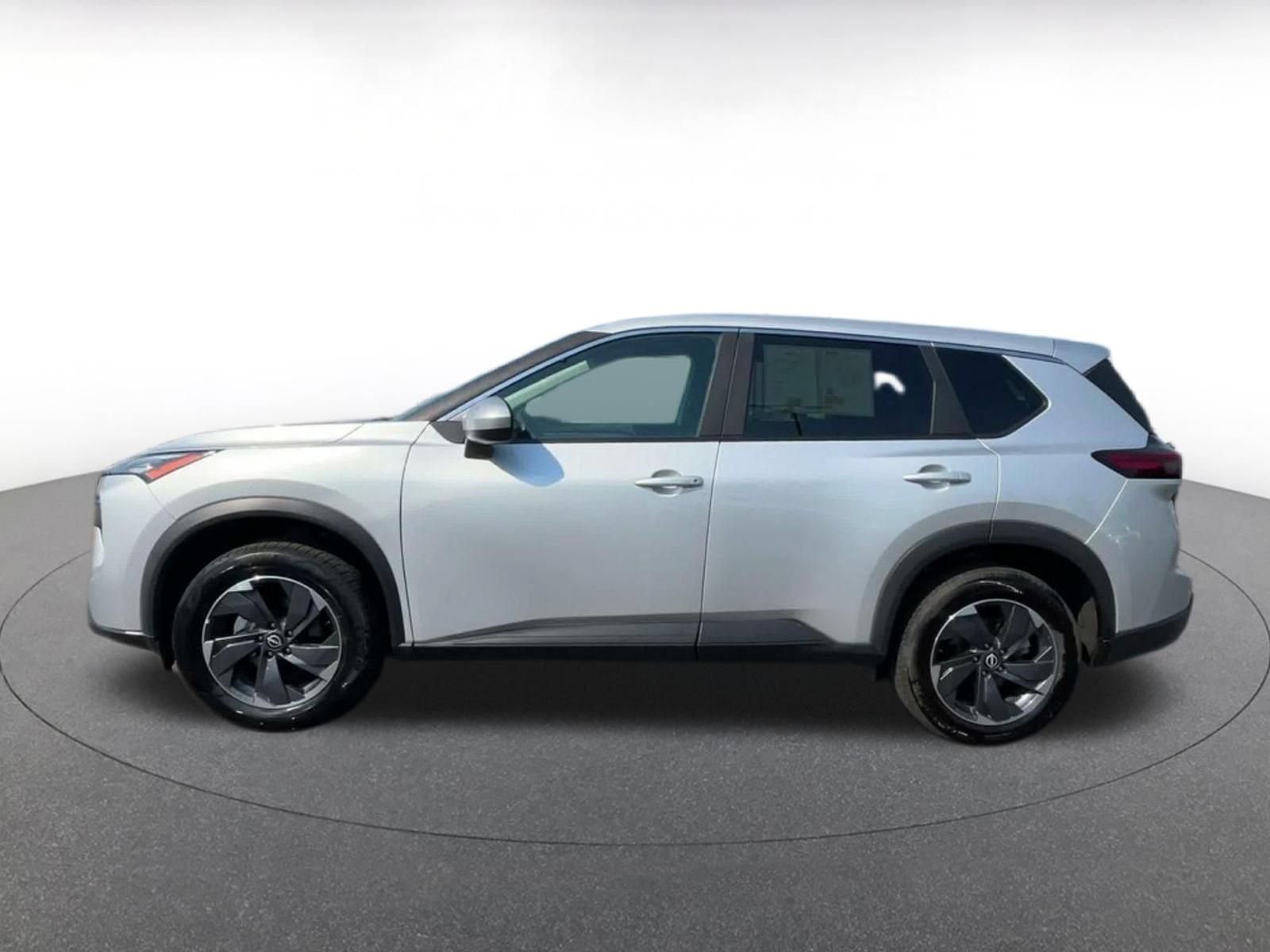 Used 2025 Nissan Rogue SV FWD image 8