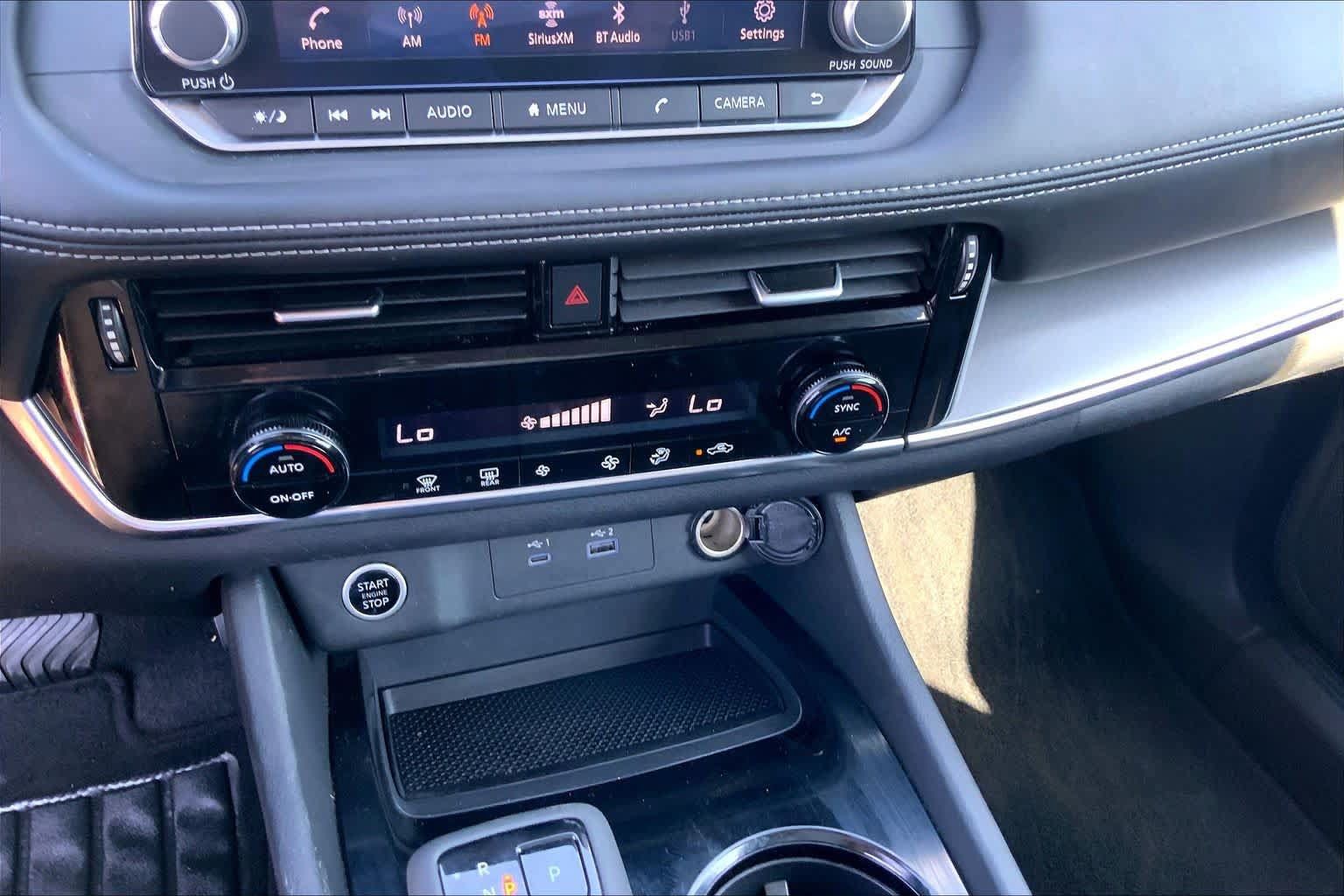 Used 2022 Nissan Rogue SV FWD image 35