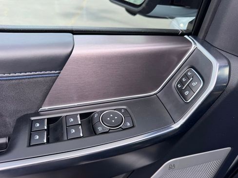 Used 2025 Ford F150 Platinum w/ Equipment Group 702A High image 24