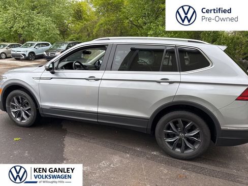 Used 2023 Volkswagen Tiguan SE FWD image 4