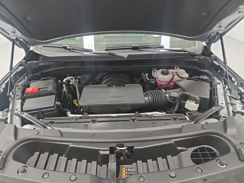 New 2025 Chevrolet Suburban Premier image 34