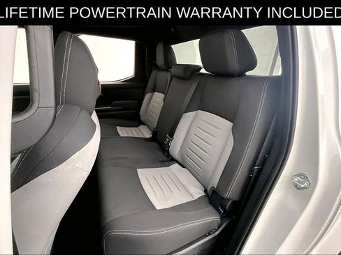 Used 2025 Toyota Tacoma TRD Off-Road AWD/4WD image 34