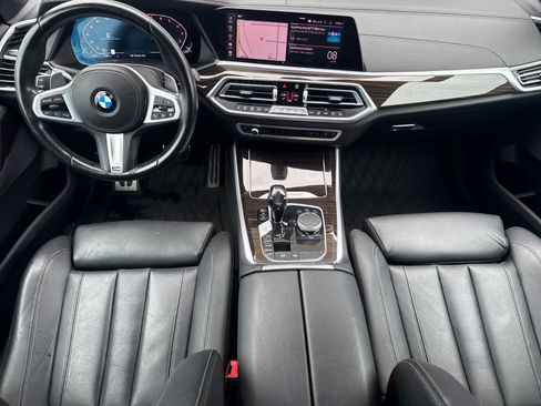 Used 2021 BMW X5 xDrive40i w/ M Sport Package AWD/4WD image 3