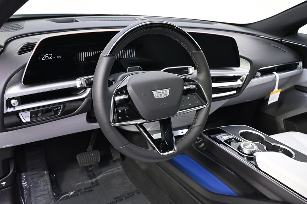 New 2026 Cadillac Lyriq Premium Luxury w/ LPO, Floor Liner Package AWD/4WD image 11