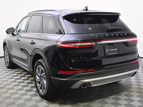 New 2026 Lincoln Corsair Premiere image 3