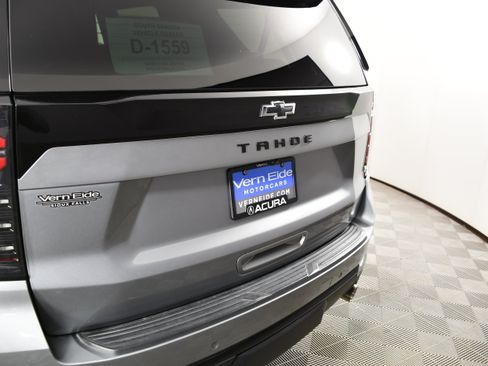 Used 2025 Chevrolet Tahoe Z71 AWD/4WD image 15