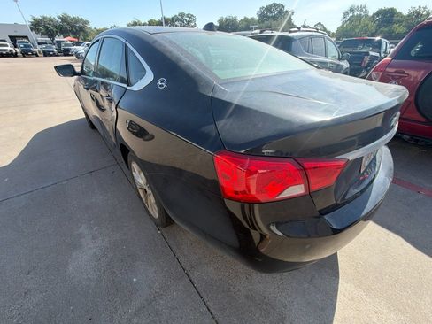 Used 2014 Chevrolet Impala LT w/ Convenience Package FWD image 6