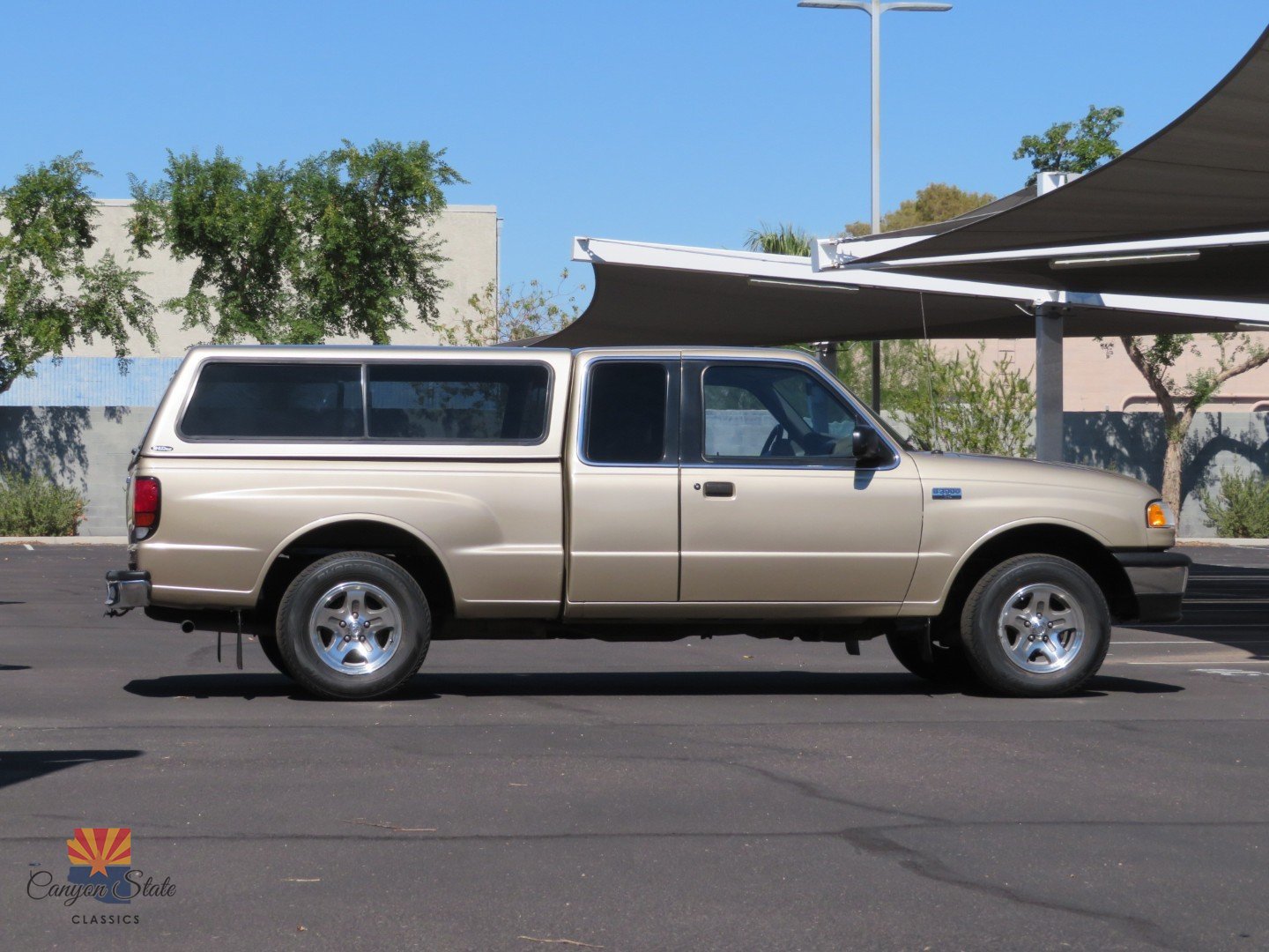 Used 1999 MAZDA B-Series Pickup 2WD Cab Plus B3000 image 2