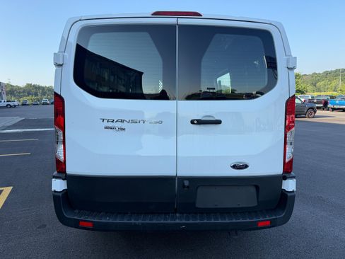 Used 2024 Ford Transit 250 Low Roof w/ Exterior Upgrade Package RWD image 7