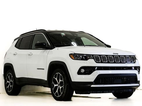 Used 2025 Jeep Compass Limited AWD/4WD image 1