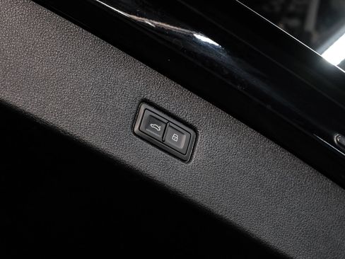 Used 2019 Audi Q7 3.0T Prestige w/ Prestige Package AWD/4WD image 74