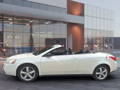 Used 2008 Pontiac G6 GT FWD image 32