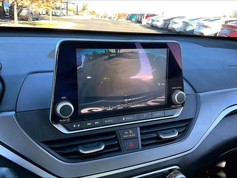 Used 2024 Nissan Altima 2.5 SR image 26