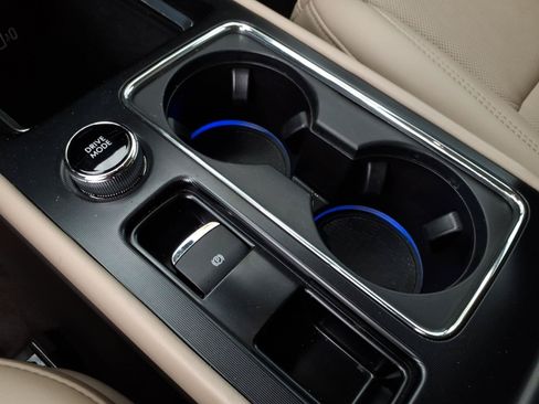 Used 2024 Lincoln Corsair Reserve FWD image 22